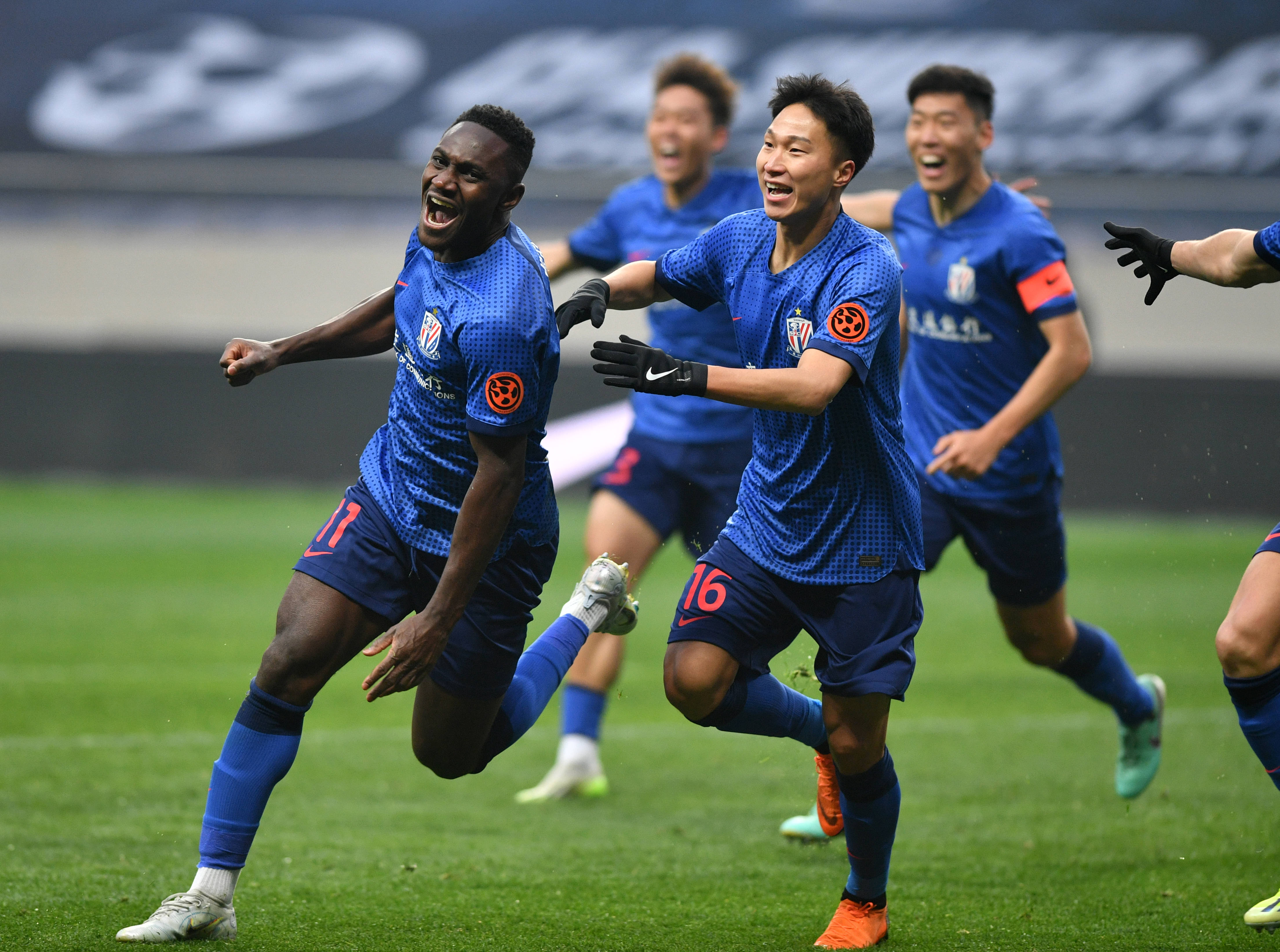 关于纽卡斯尔训练开放日，今晨绝杀压哨引欢呼，亚冠在即，身体对抗强度拉满的信息-电竞竞猜